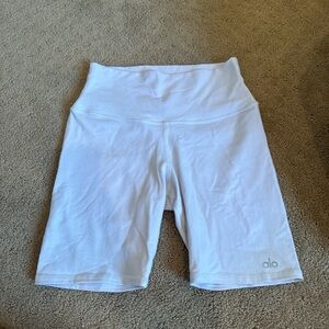 ALO Yoga White Bike Shorts for Active Comfort